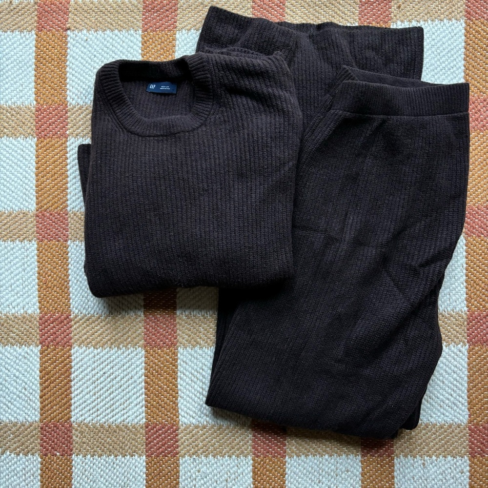 Gap CashSoft Shaker Stitch Crewneck Sweater and Pants | Terra Brown
